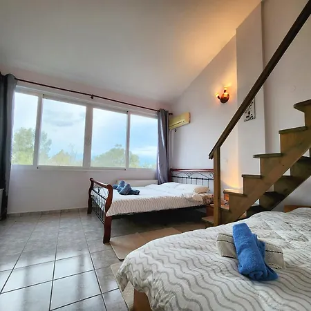 Maisonette Nyaraló Akráta